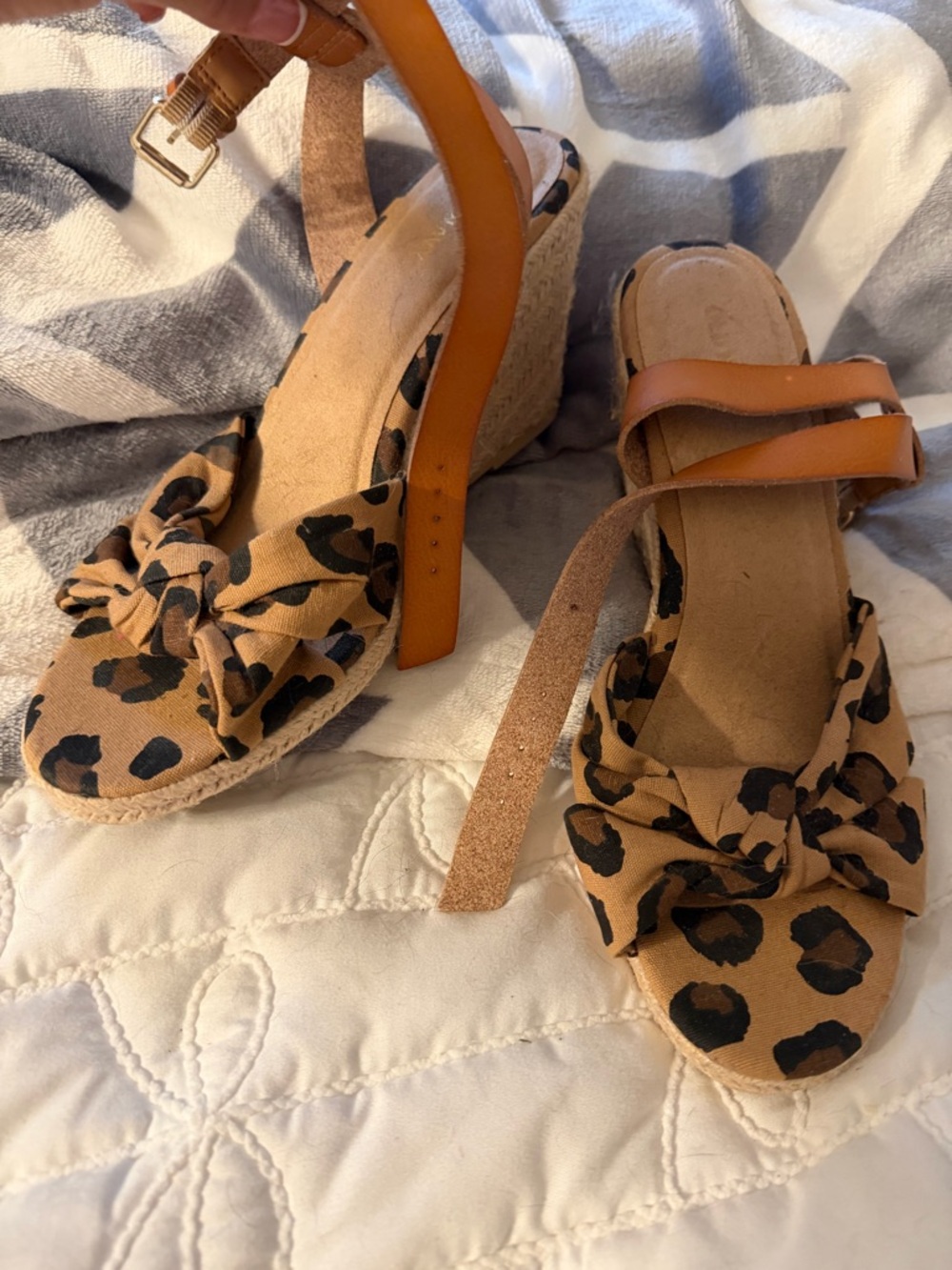 Old Navy Leopard Print Tan Espadrille Wedge Sandals